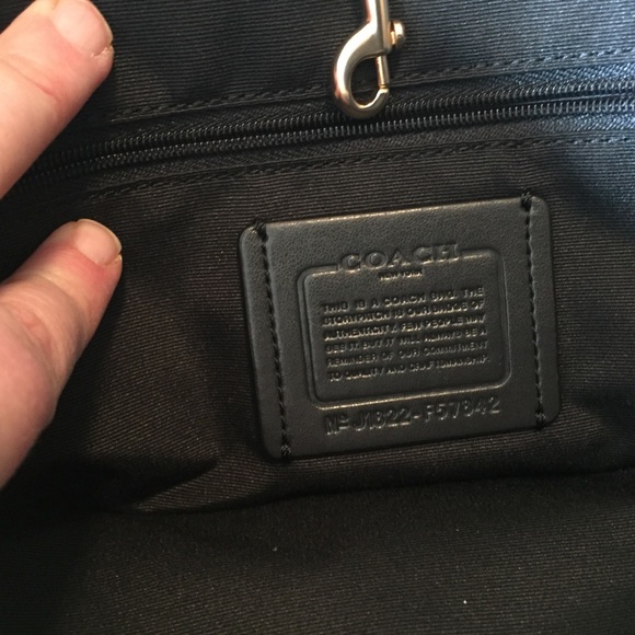 Coach Signature Drawstring Shoulder Bag set - Picture 6 of 8